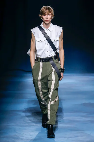 Look 8